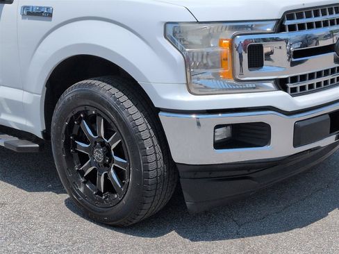 Used 2018 Ford F150 XLT w/ Equipment Group 302A Luxury RWD image 9