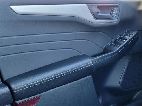 Certified 2022 Ford Escape SE image 37