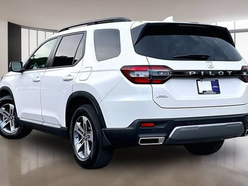 Used 2026 Honda Pilot EX-L image 4