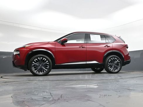 Used 2025 Nissan Rogue Platinum w/ Platinum Premium Package image 44