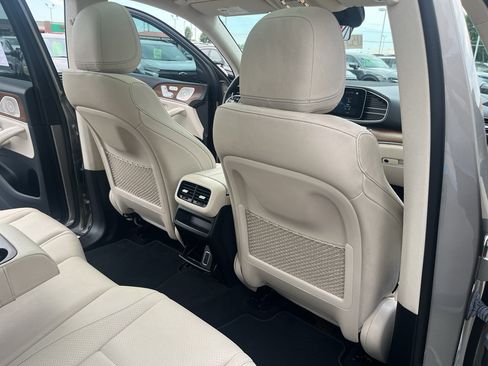 Used 2022 Mercedes-Benz GLE 350 w/ AMG Line Exterior image 43