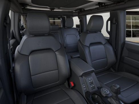 New 2026 Ford Bronco Badlands AWD/4WD image 14
