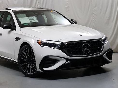 New 2026 Mercedes-Benz E 53 AMG e 4MATIC Sedan image 2