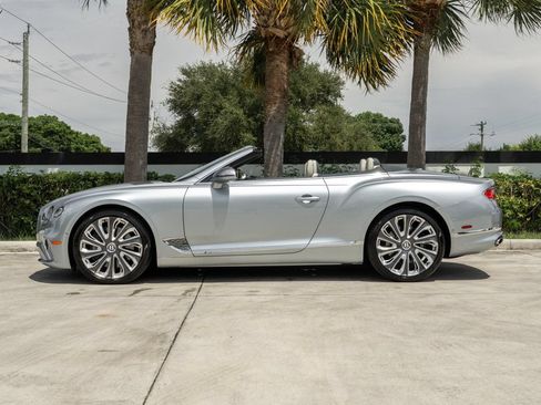 Used 2022 Bentley Continental GT Mulliner AWD/4WD image 4