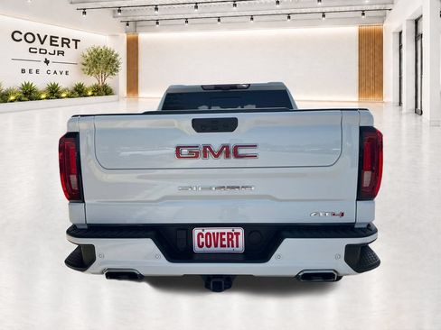 Used 2023 GMC Sierra 1500 AT4 w/ AT4 Premium Package AWD/4WD image 11