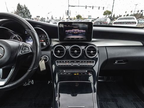 Used 2015 Mercedes-Benz C 300 4MATIC Sedan image 31