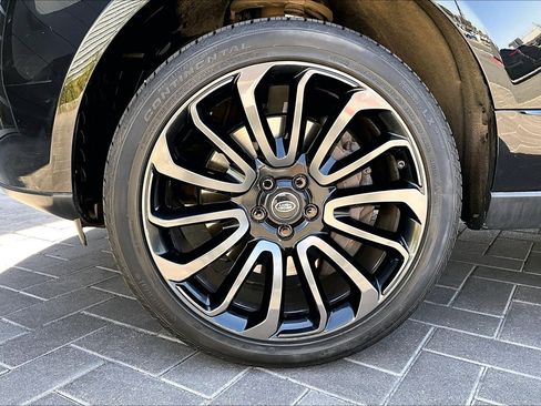 Used 2015 Land Rover Range Rover Supercharged AWD/4WD image 9
