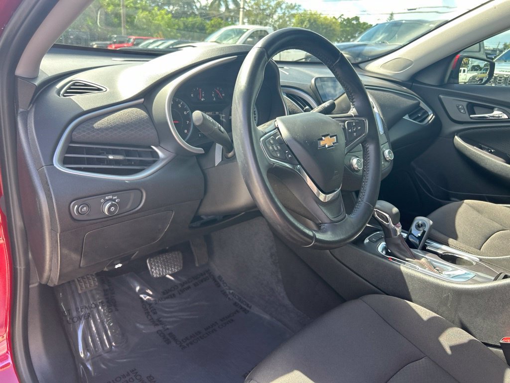 Used 2021 Chevrolet Malibu RS FWD image 10