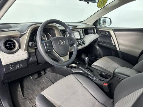 Used 2014 Toyota RAV4 LE AWD/4WD image 12