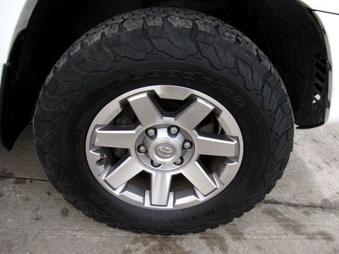 Used 2015 Toyota 4Runner Trail Premium image 32