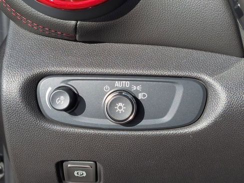 Used 2024 Chevrolet Blazer RS w/ Enhanced Convenience Package image 16