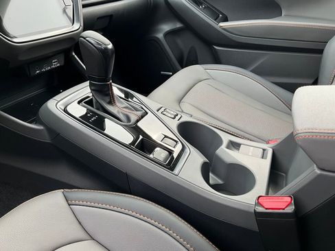 Used 2025 Subaru Crosstrek 2.5i Limited w/ Crosstrek Mirror Package image 21