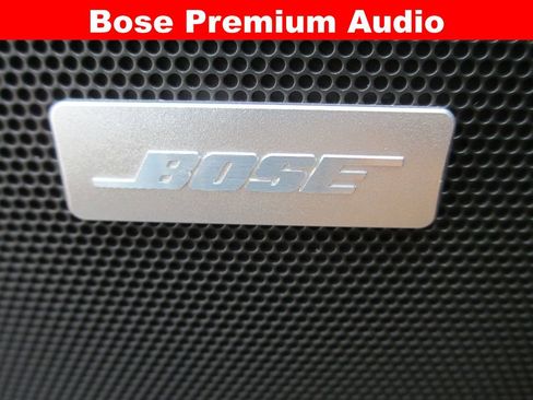 Used 2024 Chevrolet Silverado 2500 ZR2 w/ Technology Package AWD/4WD image 18