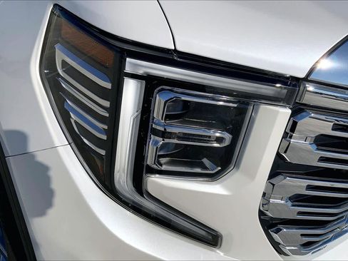 Used 2024 GMC Sierra 1500 Denali w/ Denali Reserve Package image 24