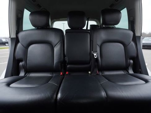 Used 2018 Nissan Armada SL w/ Moonroof Package image 33