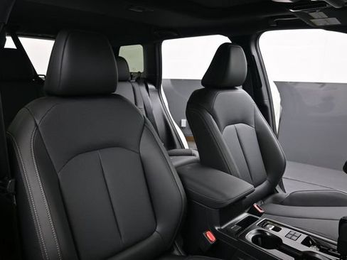 New 2026 Subaru Outback Limited XT AWD/4WD image 13