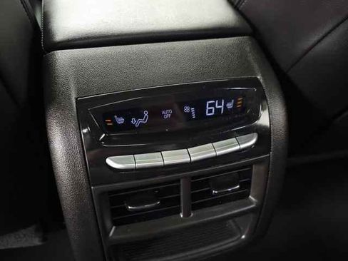 Certified 2022 Cadillac XT5 Sportv w/ Technology Package image 46