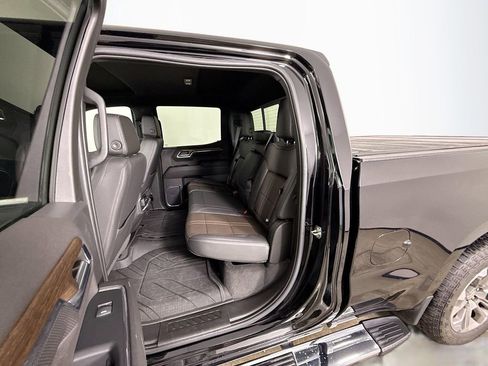 Used 2023 Chevrolet Silverado 1500 High Country w/ Technology Package image 23