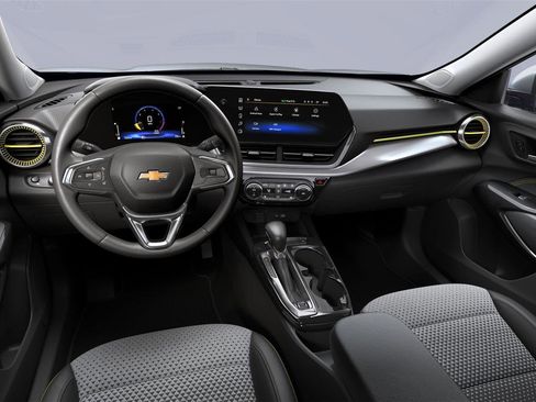 New 2025 Chevrolet Trax LT w/ LT Convenience Package image 97