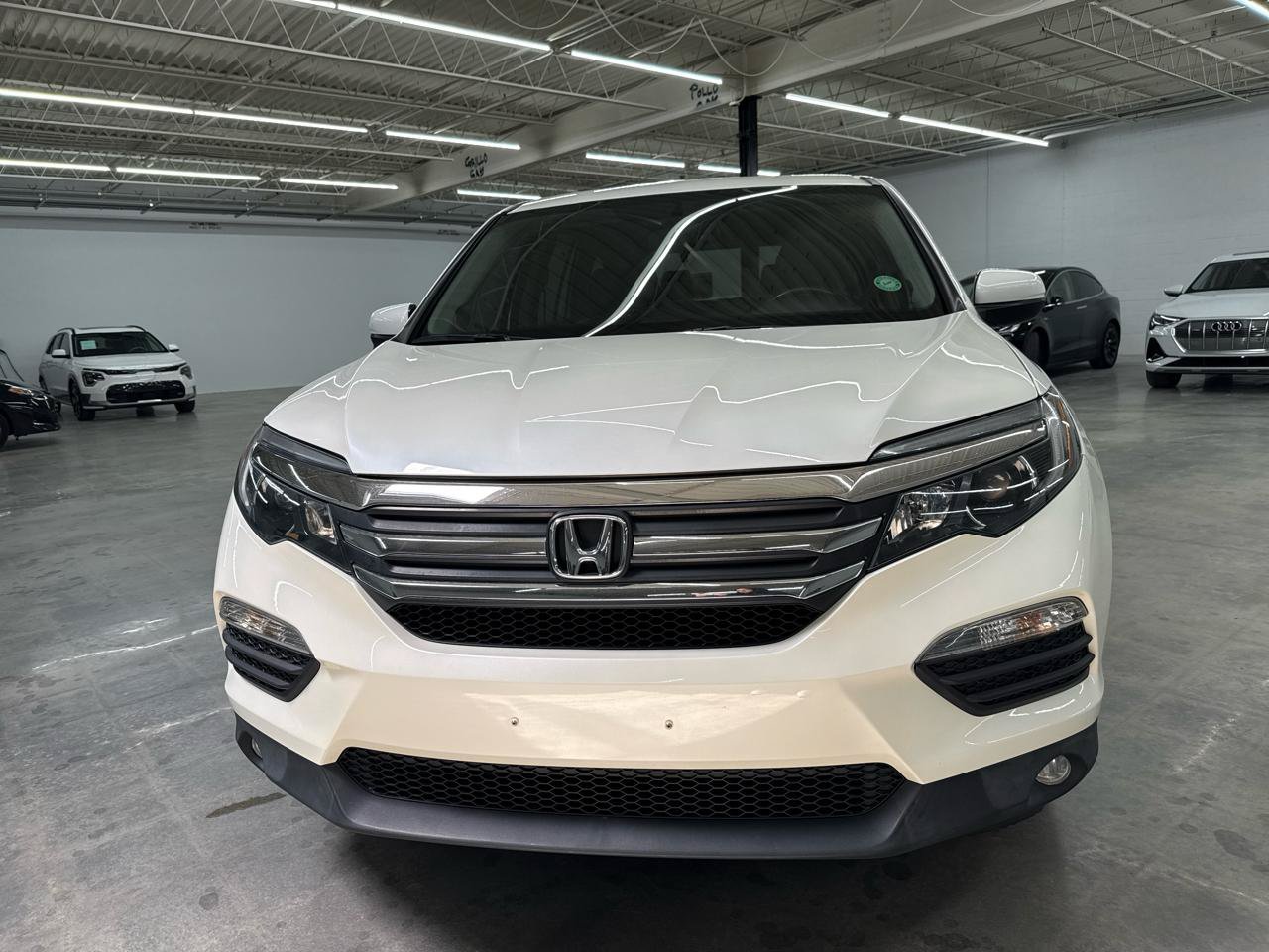 Used 2017 Honda Pilot EX-L image 3