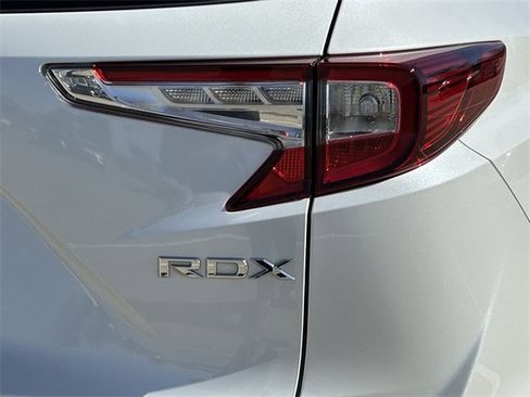 Used 2023 Acura RDX w/ Technology Package image 7