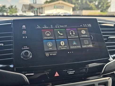 Used 2020 Honda Pilot Touring image 12