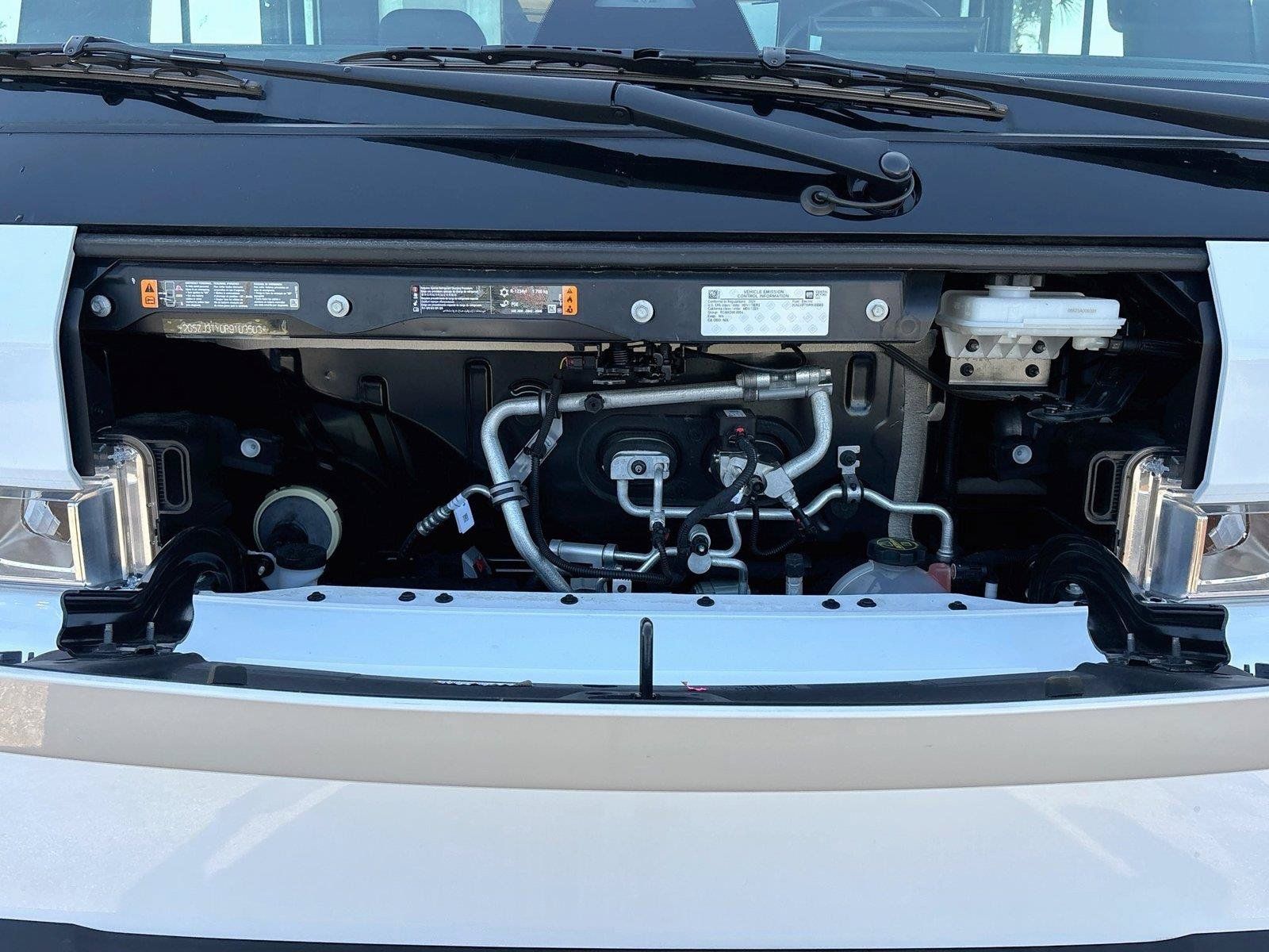Used 2024 Chevrolet Brightdrop 600 w/ Commercial Equipment Package AWD/4WD image 25