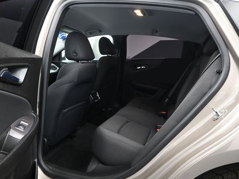 Used 2022 Chevrolet Malibu LT image 18