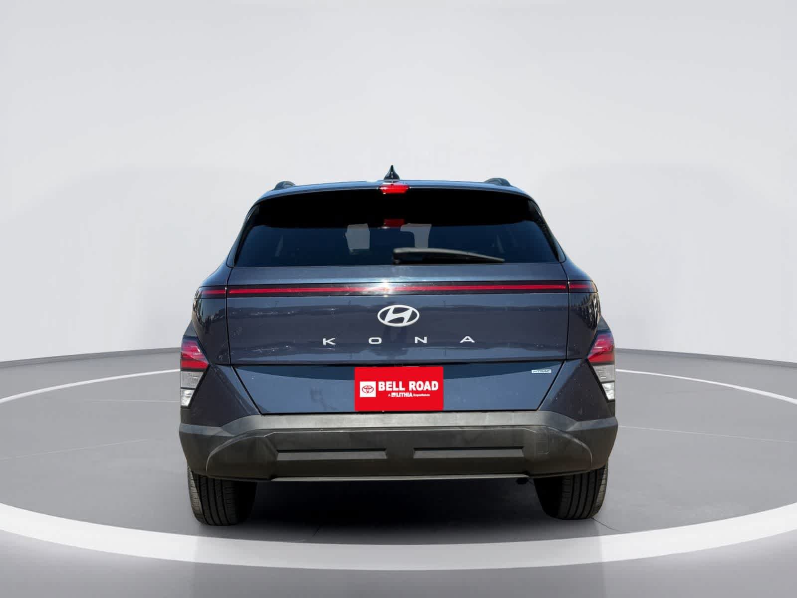 Used 2024 Hyundai Kona SEL AWD/4WD image 8
