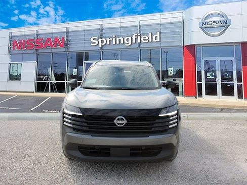 New 2026 Nissan Kicks SV w/ SV Premium Package image 2