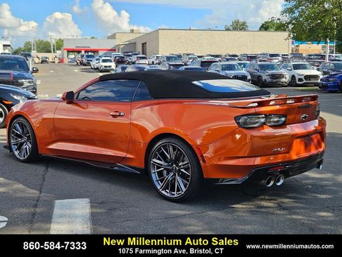 Used 2022 Chevrolet Camaro ZL1 image 3