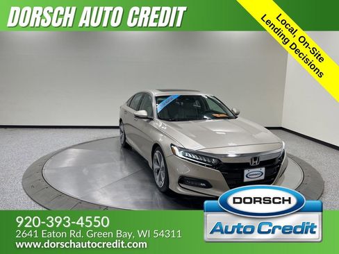 Used 2018 Honda Accord Touring image 3