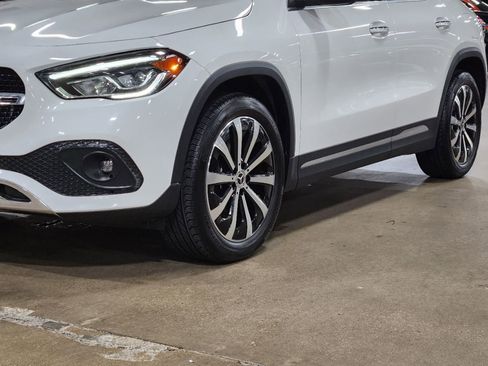 Used 2021 Mercedes-Benz GLA 250 4MATIC image 17