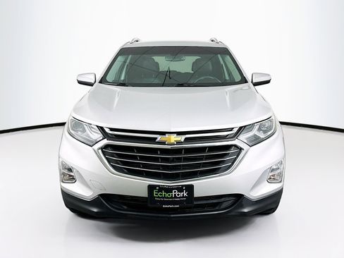 Used 2019 Chevrolet Equinox Premier FWD image 2