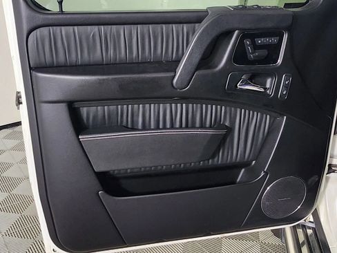 Used 2016 Mercedes-Benz G 550 image 9