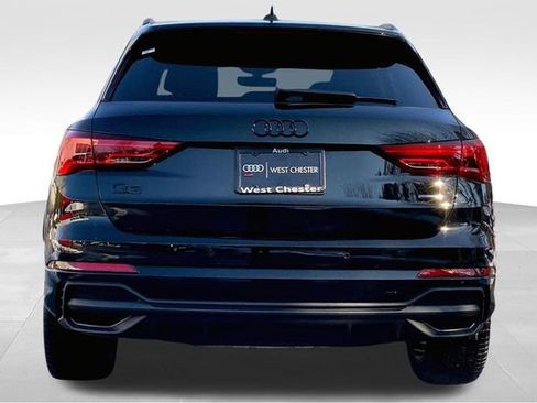 Used 2025 Audi Q3 2.0T Premium w/ Convenience Package image 4