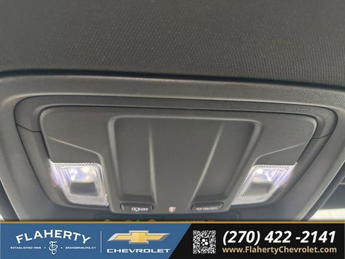 Used 2024 Chevrolet Silverado 2500 LT AWD/4WD image 28