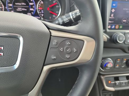 Used 2023 GMC Terrain Denali w/ Denali Premium Package AWD/4WD image 21