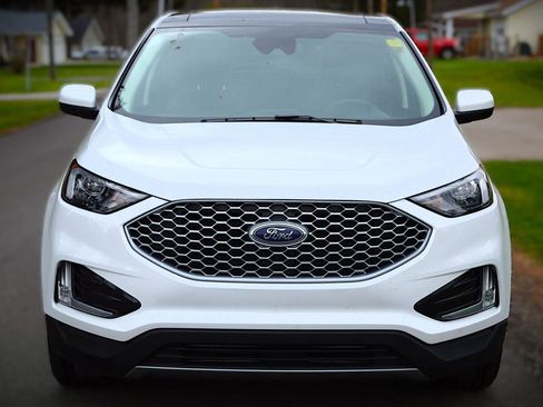 Used 2024 Ford Edge SEL w/ Convenience Package image 2