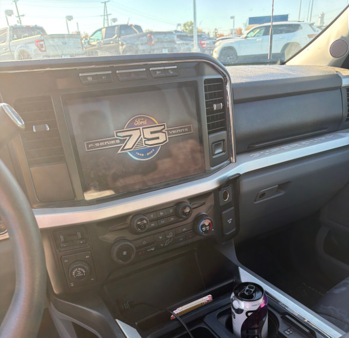 Used 2023 Ford F250 XLT w/ Black Appearance Package AWD/4WD image 5