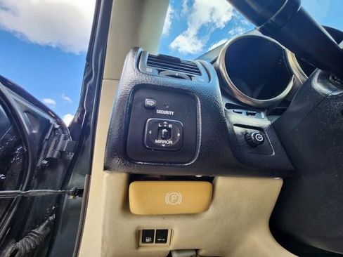 Used 2004 Lexus SC 430 Convertible image 15