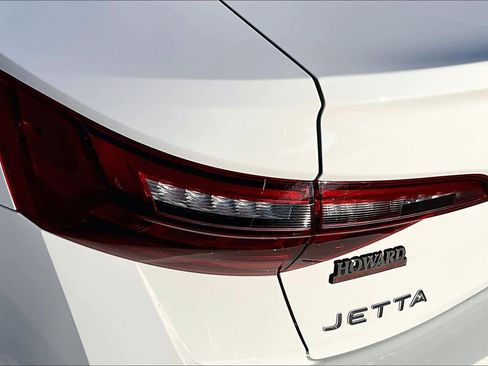 Used 2024 Volkswagen Jetta S image 28