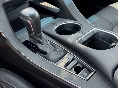 Used 2022 Toyota Avalon Limited w/ Advanced Safety Package FWD image 30