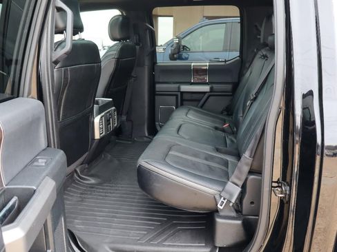 Used 2016 Ford F150 Platinum w/ Equipment Group 701A Luxury image 28