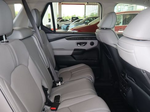 Used 2023 Honda Pilot Elite image 45