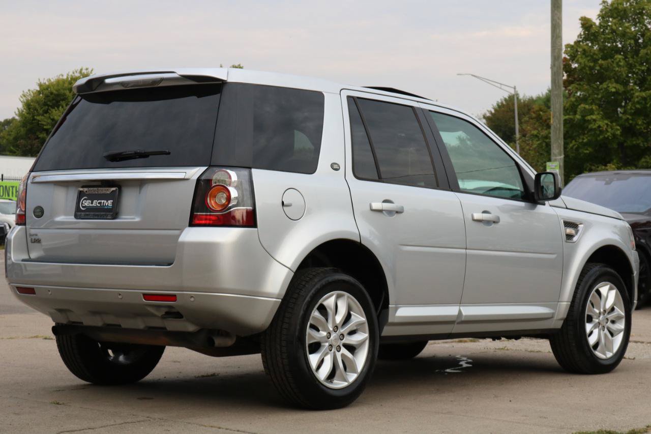 Used 2014 Land Rover LR2 AWD/4WD image 6