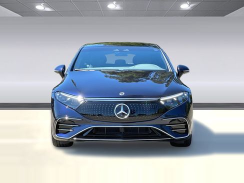 Used 2022 Mercedes-Benz EQS 580 4MATIC Sedan image 5