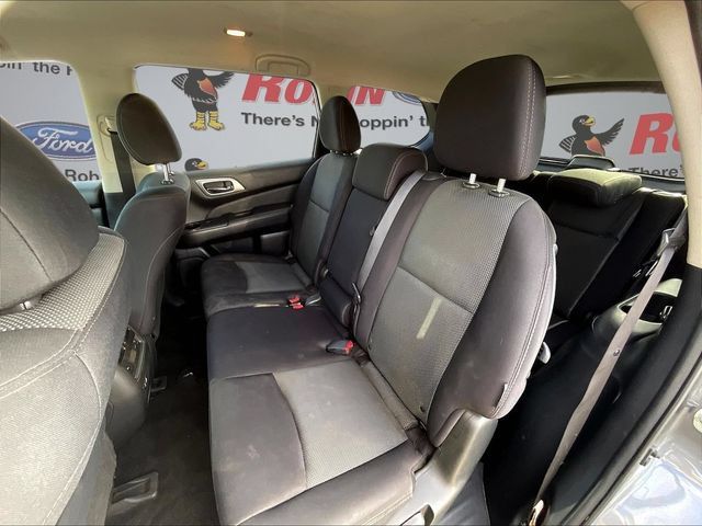 Used 2020 Nissan Pathfinder SV FWD image 21