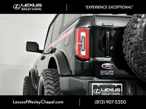 Used 2023 Ford Bronco Outer Banks image 9