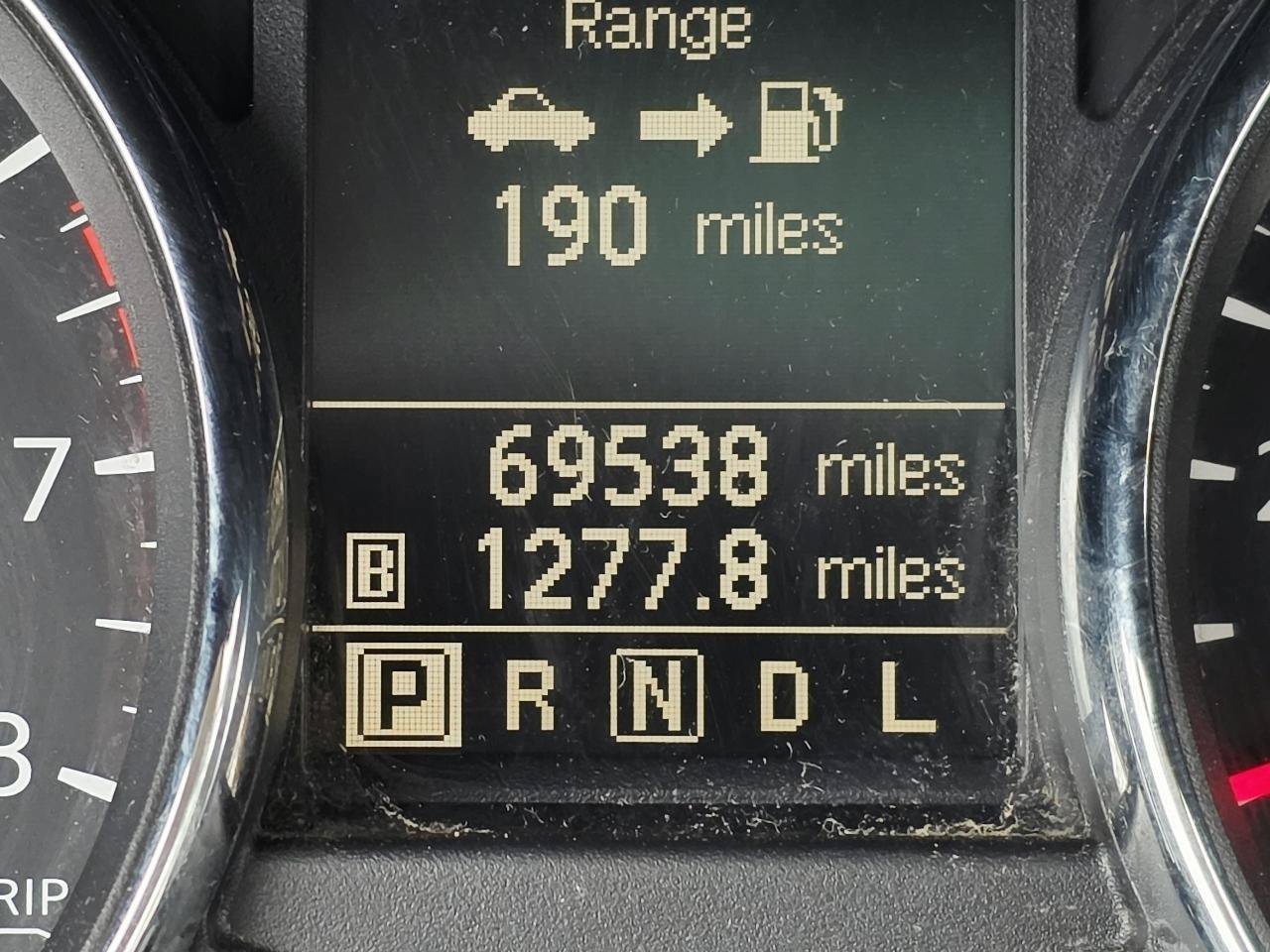 Used 2013 Nissan Rogue SV w/ Premium Pkg AWD/4WD image 27